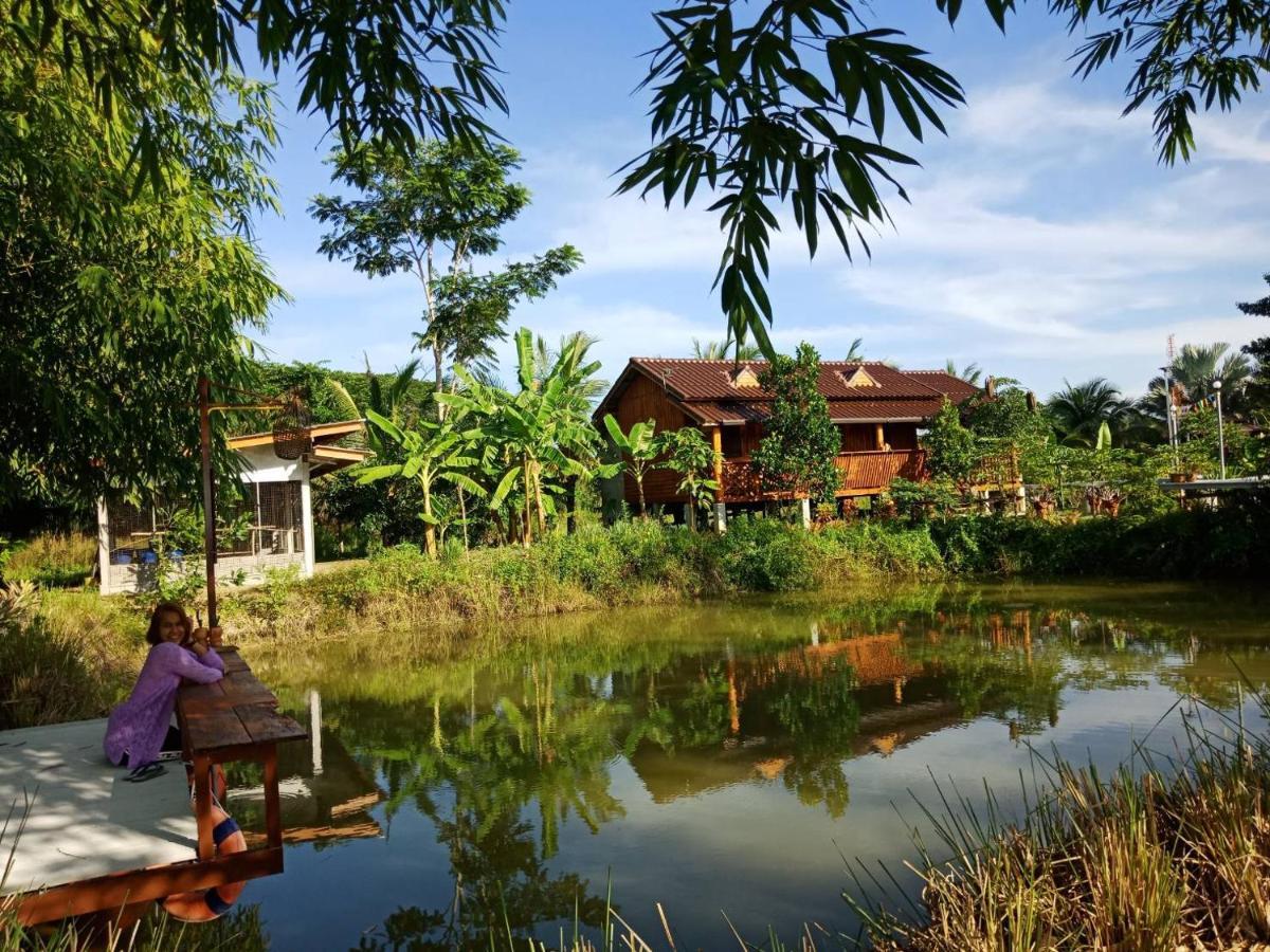 เรือนไทยใจสุขเอ๋ย Hotel Ban Bang Wa Ngoại thất bức ảnh