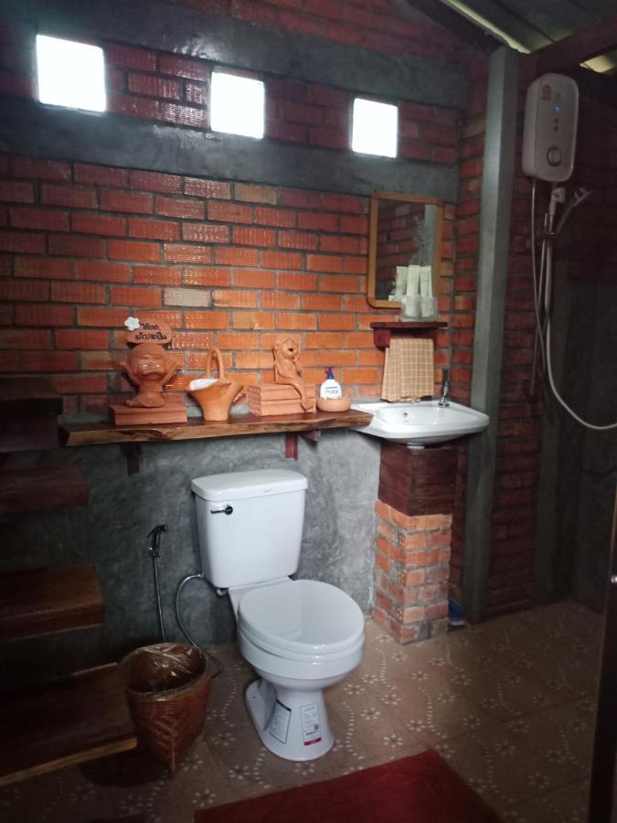 เรือนไทยใจสุขเอ๋ย Hotel Ban Bang Wa Ngoại thất bức ảnh