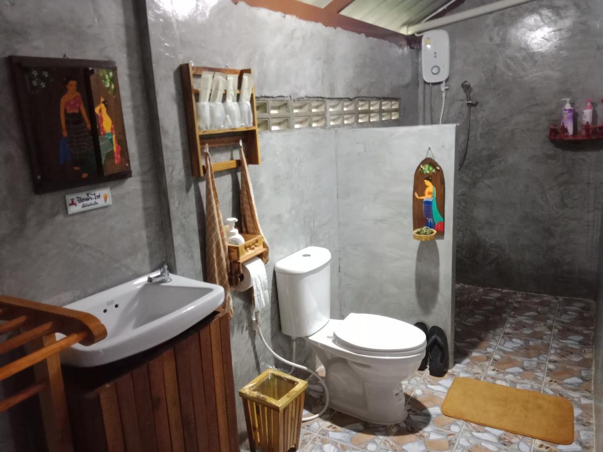 เรือนไทยใจสุขเอ๋ย Hotel Ban Bang Wa Ngoại thất bức ảnh