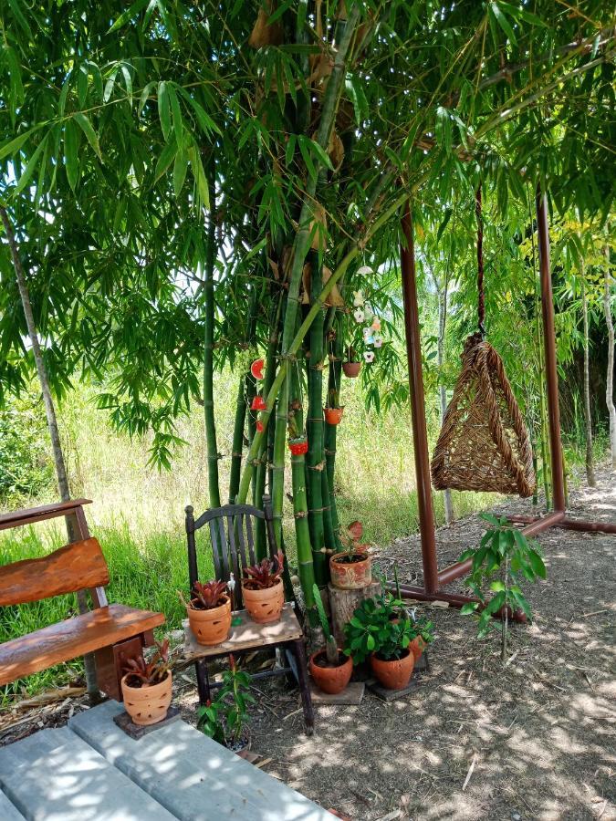 เรือนไทยใจสุขเอ๋ย Hotel Ban Bang Wa Ngoại thất bức ảnh