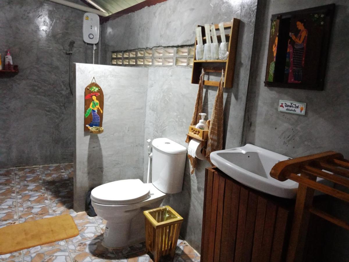 เรือนไทยใจสุขเอ๋ย Hotel Ban Bang Wa Ngoại thất bức ảnh