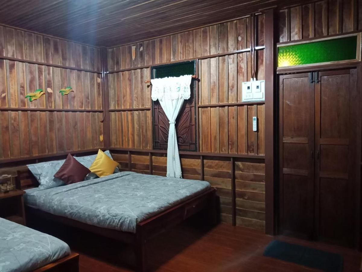 เรือนไทยใจสุขเอ๋ย Hotel Ban Bang Wa Ngoại thất bức ảnh