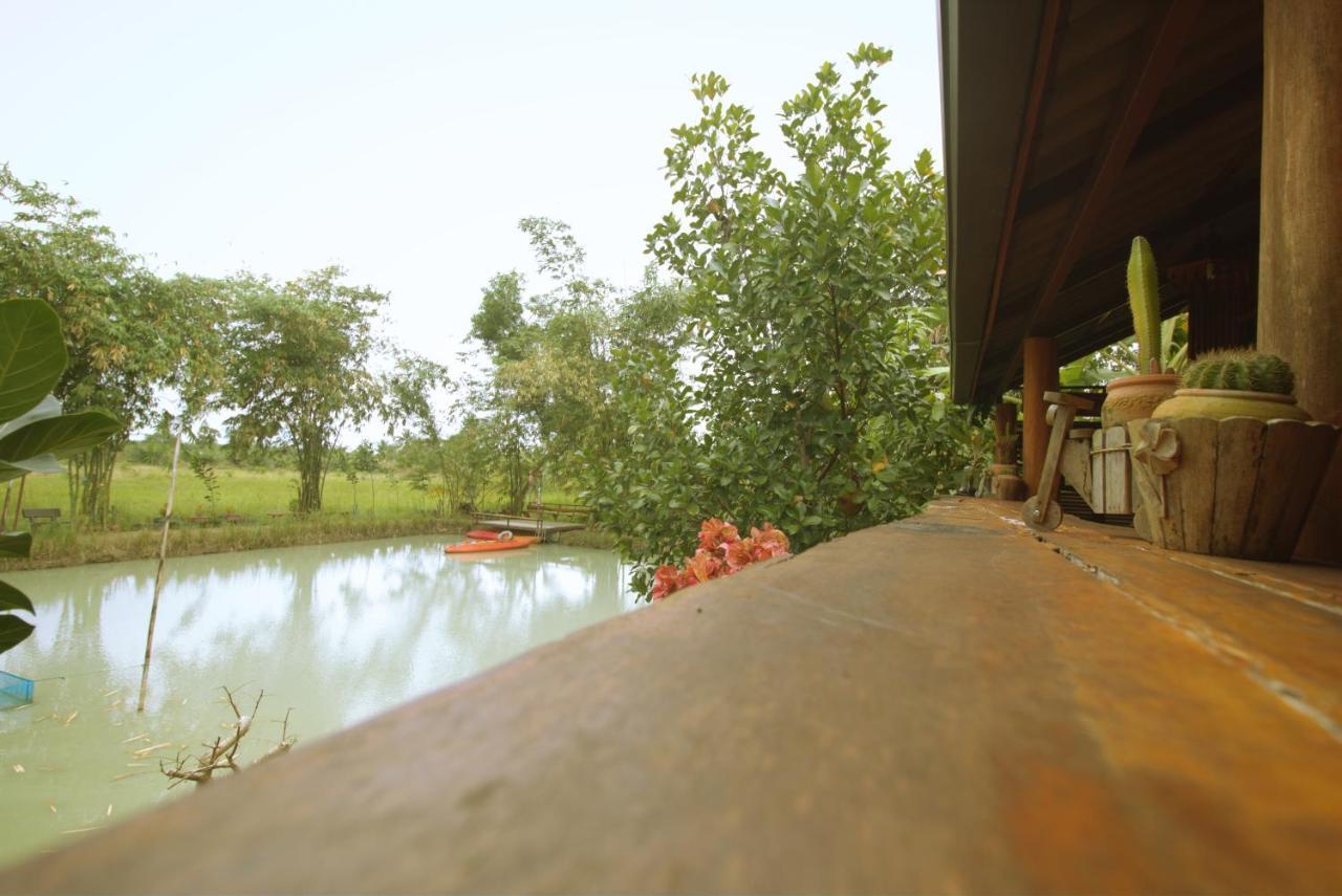 เรือนไทยใจสุขเอ๋ย Hotel Ban Bang Wa Ngoại thất bức ảnh
