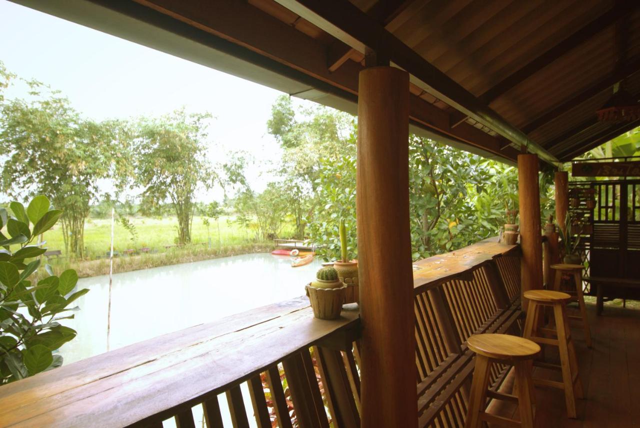 เรือนไทยใจสุขเอ๋ย Hotel Ban Bang Wa Ngoại thất bức ảnh