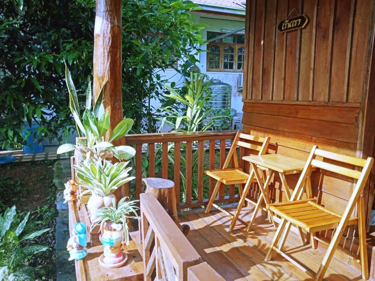 เรือนไทยใจสุขเอ๋ย Hotel Ban Bang Wa Ngoại thất bức ảnh