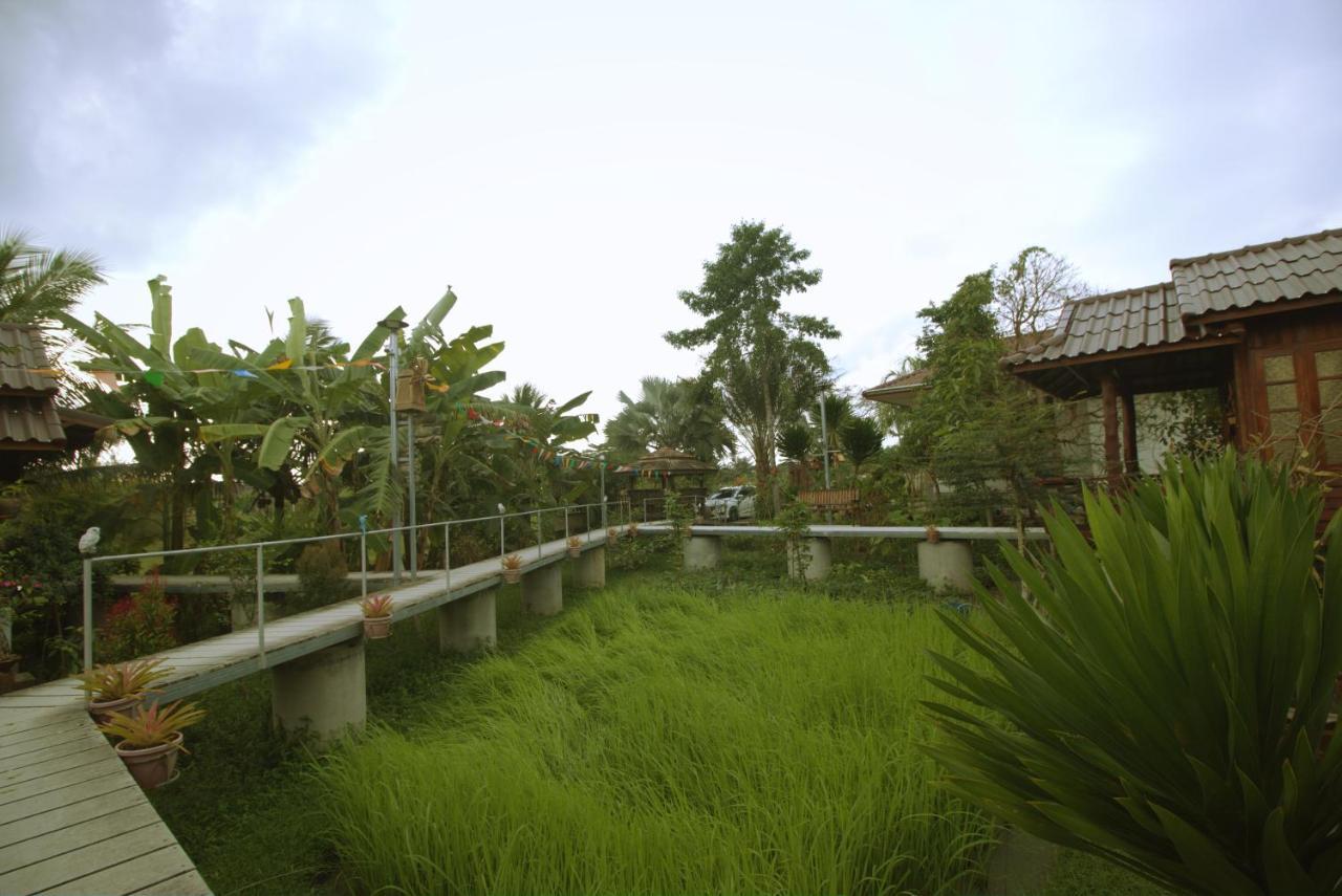 เรือนไทยใจสุขเอ๋ย Hotel Ban Bang Wa Ngoại thất bức ảnh